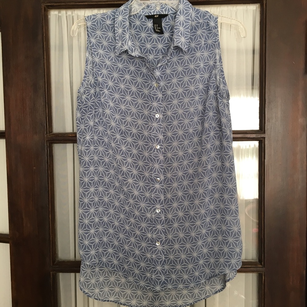Sleeveless Blue Geometric Button Down Shirt